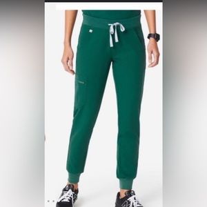 Figs hunter green petite small jogger pants